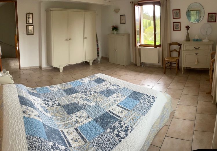 Pictures of Caroline G.'s house