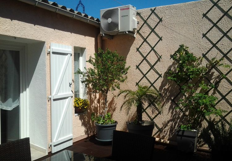 Pictures of Chantal G.'s house