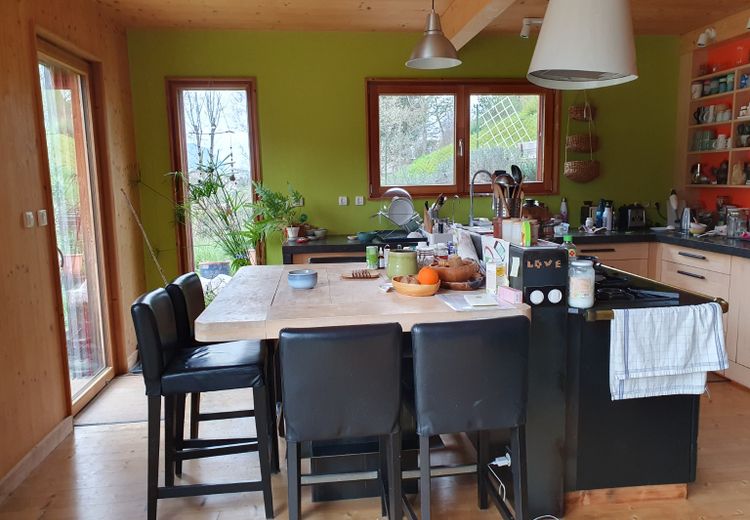 Pictures of Laure R.'s house