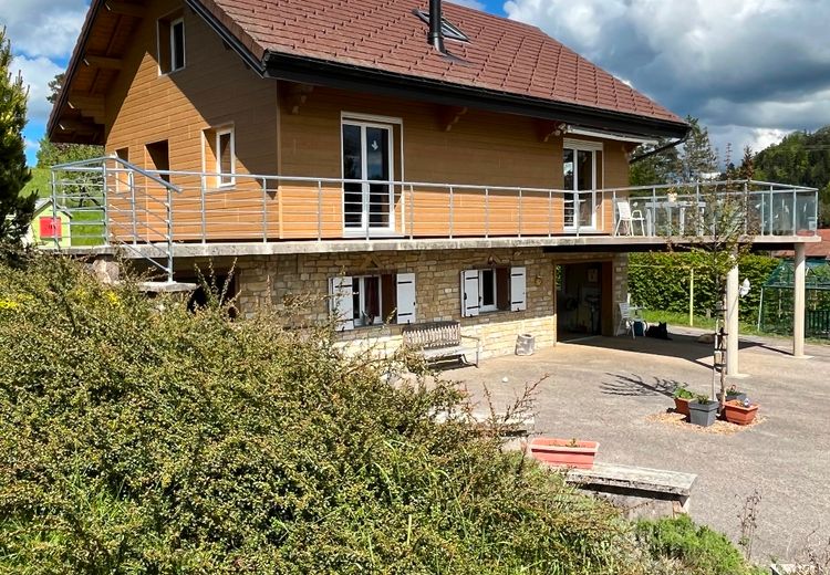 Pictures of Marc C.'s house