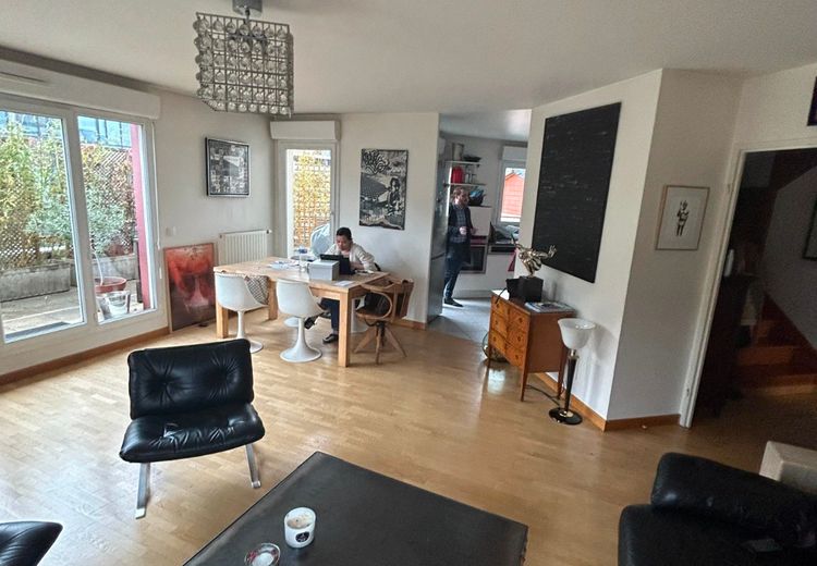 Pictures of Maud P.'s house