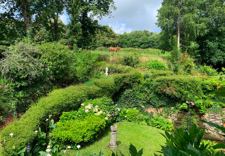 Pictures of Marie L.'s house